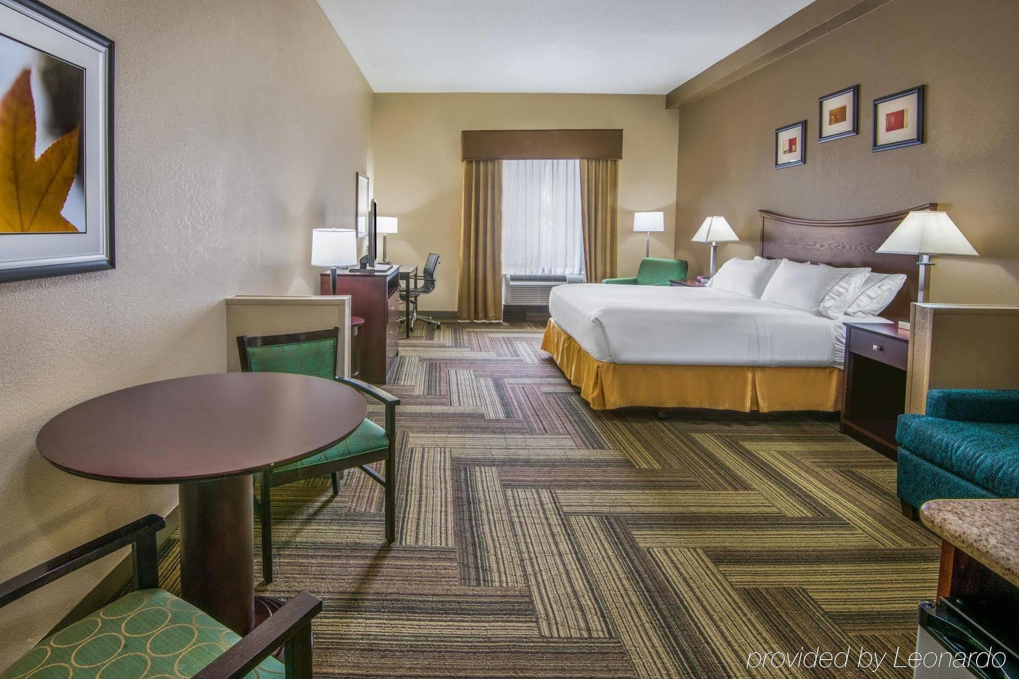 Holiday Inn Express Hotel & Suites Ashland, An Ihg Hotel Exterior photo